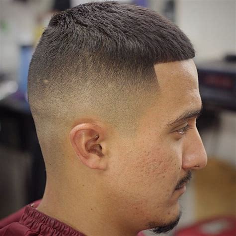 High taper fade 6 on top. 25 Classy High And Tight Haircut Ideas - The Modern ...