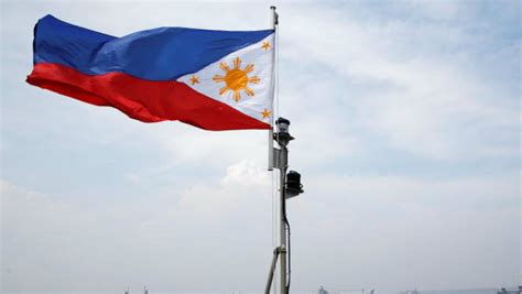 Facebook Apologises For Featuring Inverted Philippine Flag Today