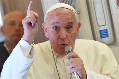 Pope Francis Catholics Shouldnt Breed ‘like Rabbits