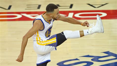 Watch Stephen Curry Celebrates Three Pointer In Game 1
