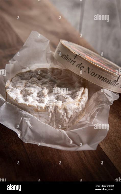 France Calvados Pays Dauge Aoc Camembert De Normandie Soft