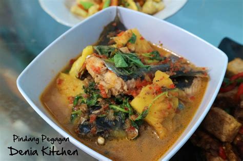 Resep pindang patin pegagan oki dan meranjat khas palembang. Pindang Meranjat Palembang - Tekstur ikan patin berdaging lembut memang paling enak. - Voodoking ...