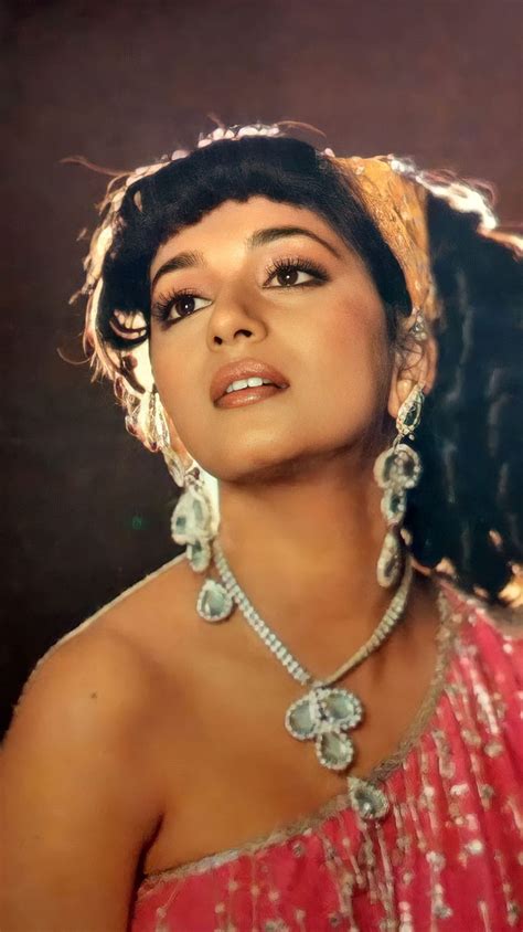 Madhuri Dixit Bollywood Actressv Vintage Ek Do Teen Hd Phone Wallpaper Pxfuel
