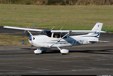 Cessna 172s Skyhawk Sp Untitled Aviation Photo 4042207