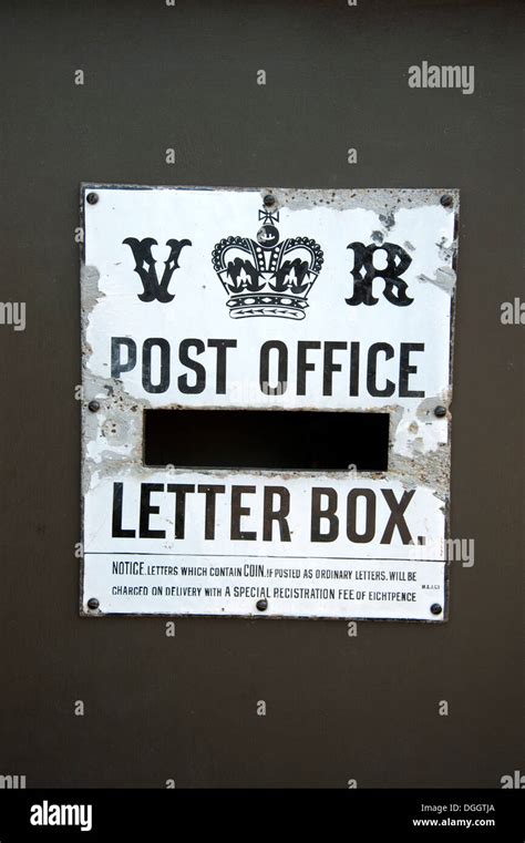Queen Victoria Post Box Hi Res Stock Photography And Images Alamy
