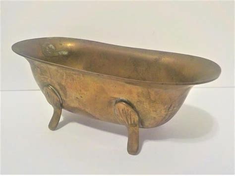 Add a little style to your kitchen or bath with this elegant pin up soap dish. Claw foot brass bathtub miniature, shabby, vintage soap ...