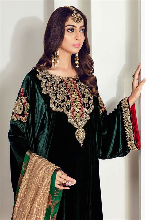 Green Opulence Velvet Pakistani Dress Velvet Dress Designs Pakistani Dress Design