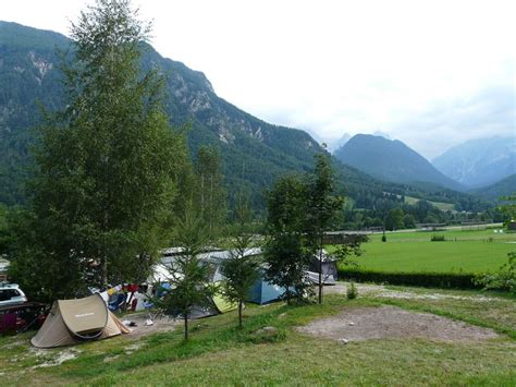 Zoek, vergelijk en boek jouw camping vakantie in slovenië | op jetcamp.com vind je alle campings in en rond slovenië. Camping Kamme in Mojstrana, Slovenie | Reviewcijfer: 7.1 ...