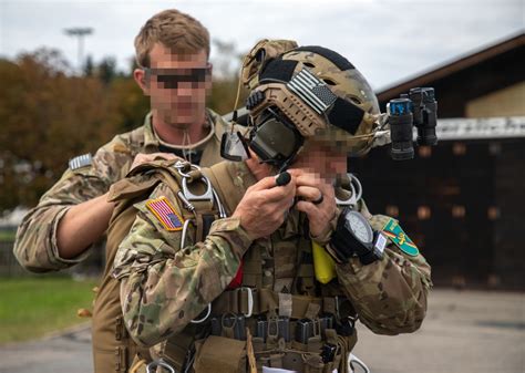Dvids Images 10th Special Forces Group Conducts Haho And Halo