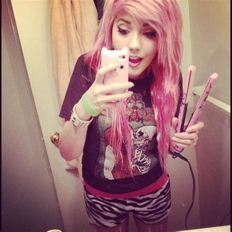 leda muir ledamonsterbunny pink dyed scene hair pretty emo scene hair scene hair leda