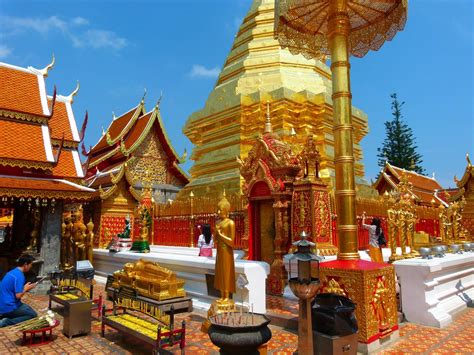 Wat phra that doi suthep the most famous and important temple in chiang mai every visitor must pay a visit. Here and There: Wat Phrathat Doi Suthep
