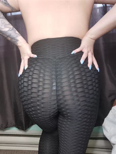 Tiktok Yoga Pants Came In Just A Tad Bit See Through Nudes Yoga