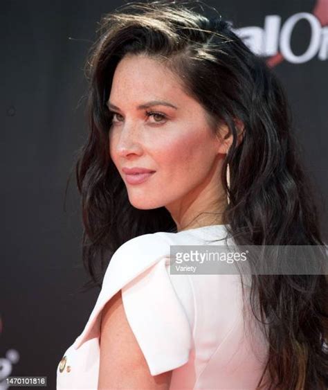 Olivia Munn Images Photos And Premium High Res Pictures Getty Images