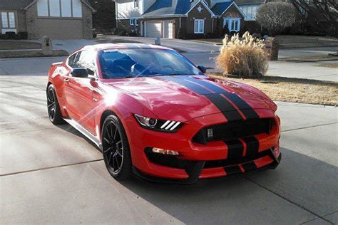 Red Gt350 Spotted Outside Gives Us A Closer Look At The Halo Mustang