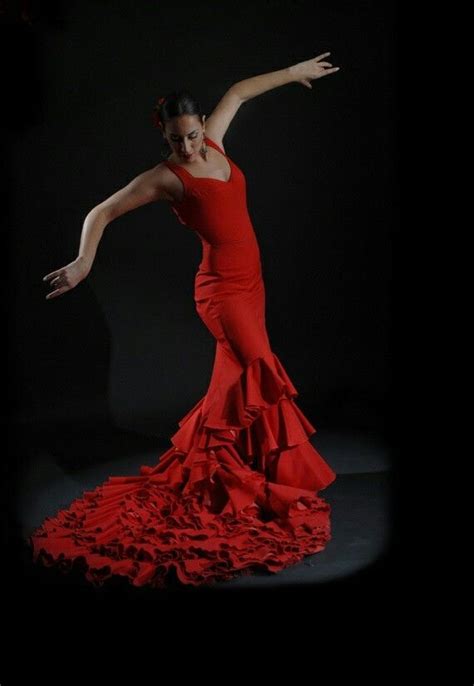 Pin By Vijay Rughani On Dance Poses Flamenco Dress Flamenco Dancers Dance Fashion