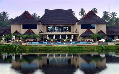 Access The Top 10 Romantic Resort For Honeymoon In Kerala Honeymoonbug