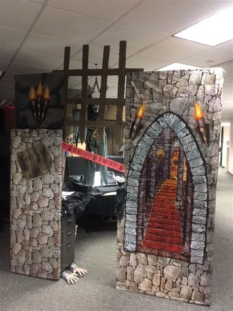 Other themes are better suited to website owners who want to create a custom site that showcases h&d is a home and décor wordpress theme that has been built to help create professional websites. Halloween Dungeon Cubicle | Cubicle halloween decorations ...