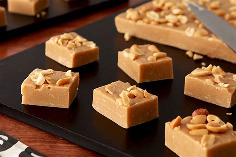 Which marshmallow recipes for kids are you going to make at home? Creamy Marshmallow-Peanut Butter Fudge - My Food and Family