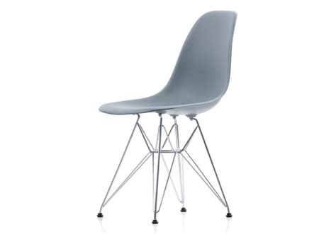 Eames molded plastic chairs are available as side chairs or armchairs, and in a choice of colors, including archival or new options. Eames Plastic Side Chair DSR Sedia Vitra - Milia Shop
