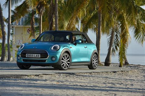 2016 MINI Cooper Convertible Arrives in US Next March