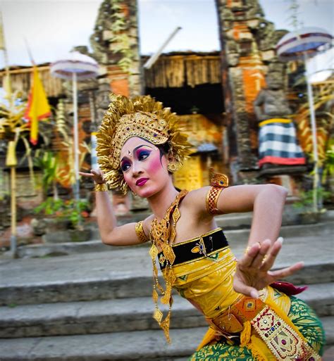 experience the indonesian culture wp me p291tj 8e bali lombok bali indonesian people