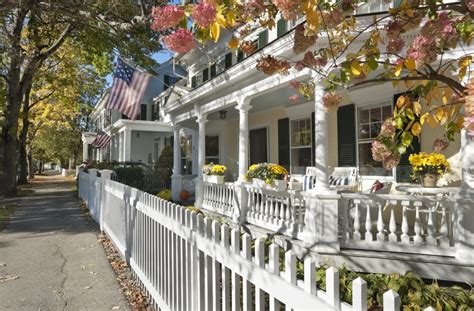 The Prettiest Small Towns In New England