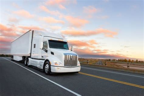 How To Share The Road Safely With Semi Trucks Damore Law Group