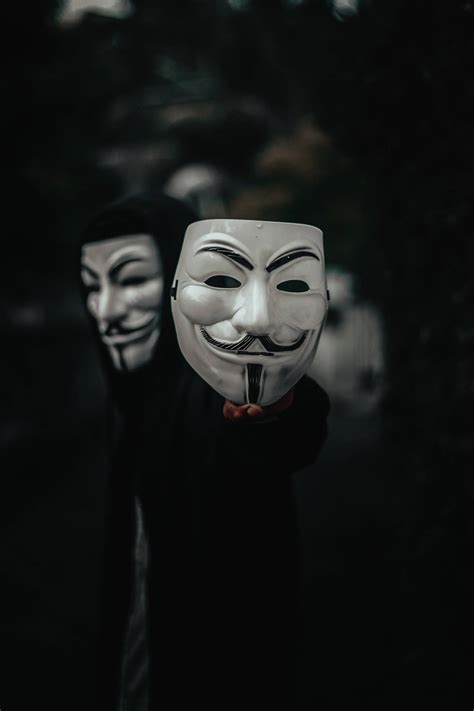 200 Anonymous Wallpapers