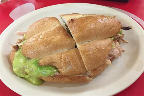 Las Mejores Tortas De Pavo Y Bacalao Están En El Centro Máspormás