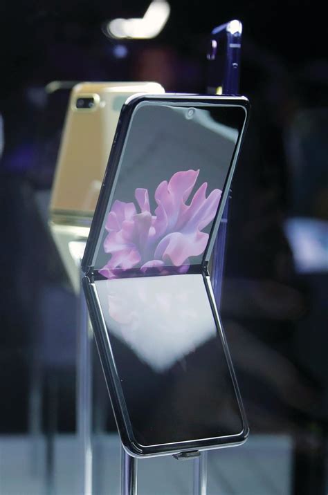 Samsung Unveils Its Foldable Phone The Galaxy Z Flip The Sumter Item