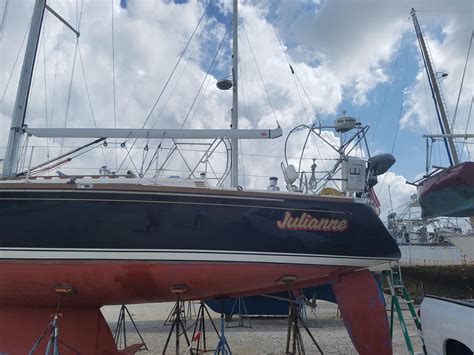 2006 Sabre 426 Sail Boat For Sale