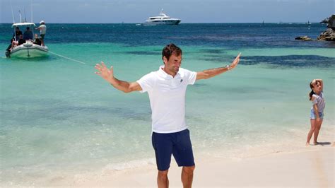 Sun Sand And Tennis Roger Federer Has Fun In Western Australia