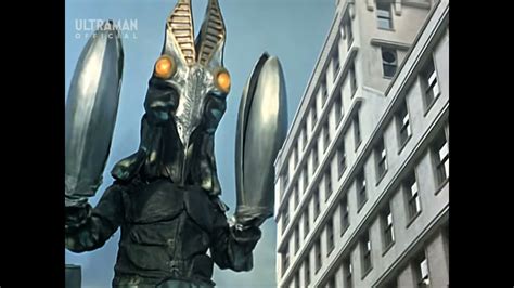 Alien Baltan Iii Laughrisada Ultraman Kaiju Youtube