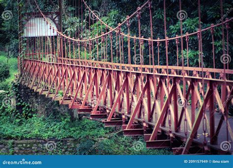 Red Suspension Bridge In Botanical Garden Stock Image Image Of Rivers