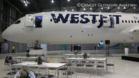 Westjet 787 Dreamliner Experience A Tour Of Westjets Boeing 787 9
