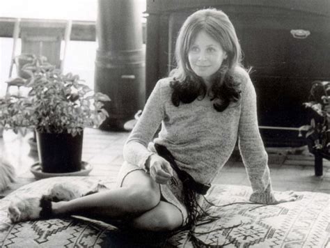 Beautiful Photos Of English Actress Sarah Miles In The 1960s And 70s ~ Vintage Everyday