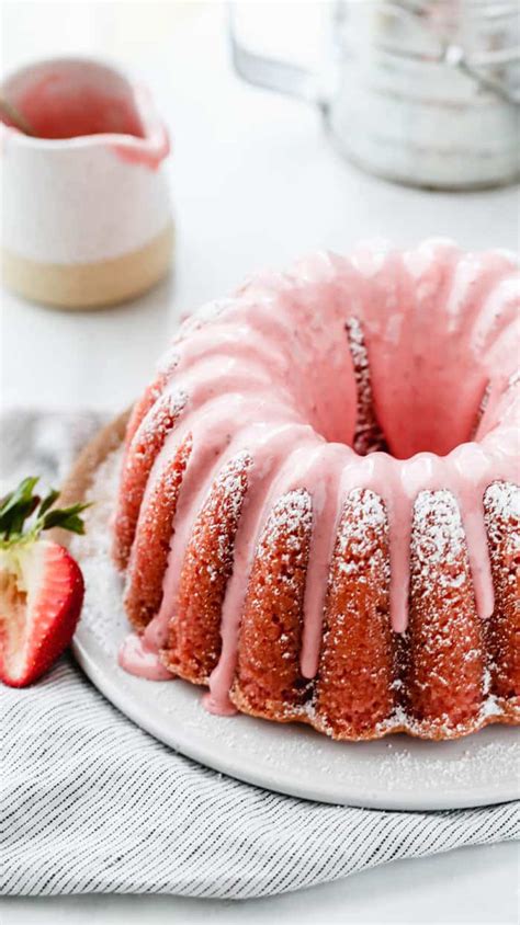 Carrot cake has always been a favorite of mine…but i am a little picky. Fresh Strawberry Pound Cake Recipe - Grandbaby Cakes