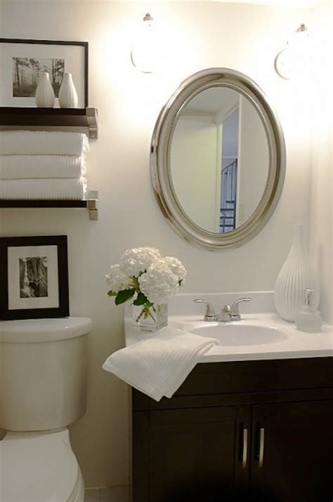 Relaxing Flowers Bathroom Decor Ideas That Will Refresh Your Bathroom