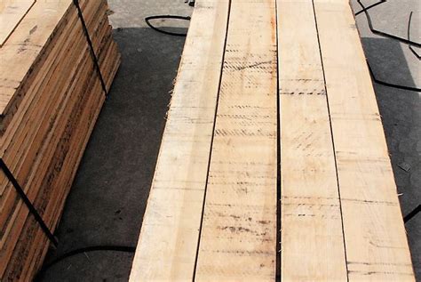 Rough Cut Red Oak Lumber