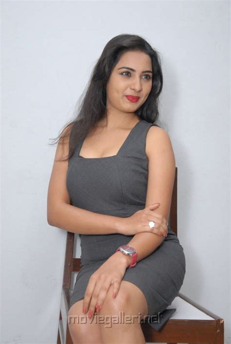 Telugu Actress Srushti Dange Hot Photoshoot Pics In Short Dress