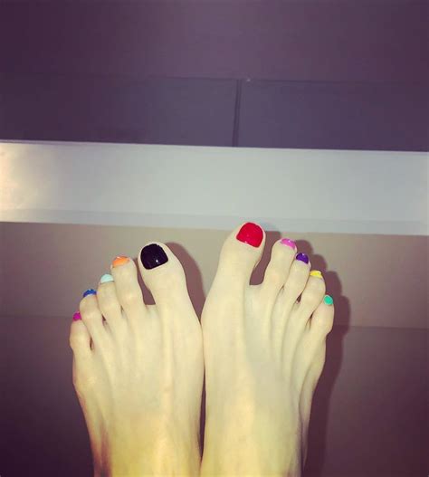 Kim Hyuna Feet Sexy Feets Celeb Feets