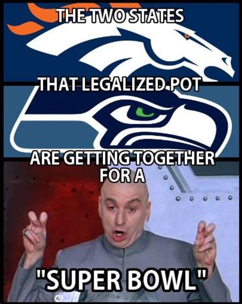 Super Bowl Broncos And Seahawks With Images Haha Funny Super Bowl Humor