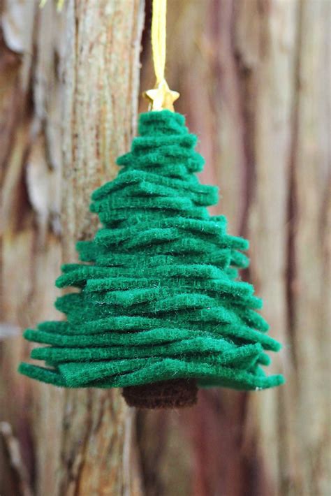 12 Cutest Diy Felt Christmas Trees To Make Shelterness