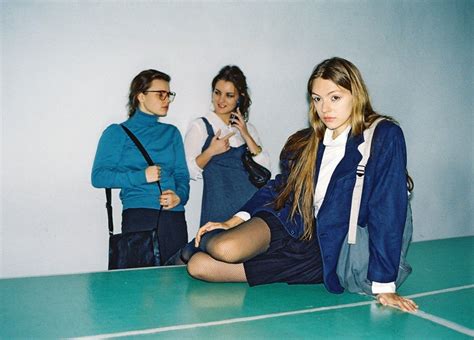ukrainian schoolgirls and their dreams of ‘clueless fashion grunge