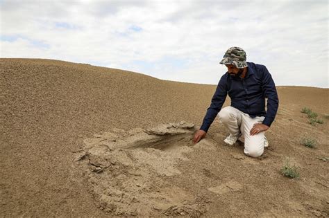 Iraqs Ancient Treasures Sand Blasted By Climate Change