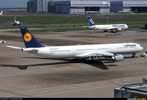 D Aihf Lufthansa Airbus A340 600 At Tokyo Haneda Intl Photo Id