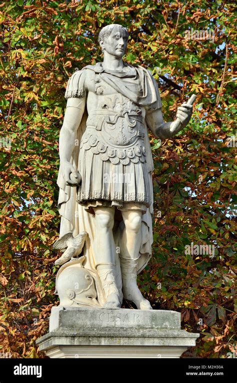 Paris France Jardin Des Tuileries Statue Jules Cesar Julius Caesar