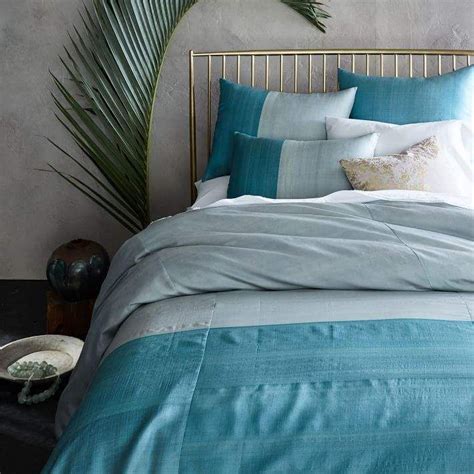 Handwoven of durable sisal and rattan, our woven rattan placemats will last season after season. west elm Duvet Cover | Silk duvet cover, West elm duvet ...