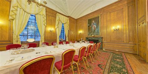 10 downing street, the locale of british prime ministers since 1735, vies with the white house as being the most important political building anywhere in the world in the modern era. 10 Downing Street State Dining Room - Scene Therapy