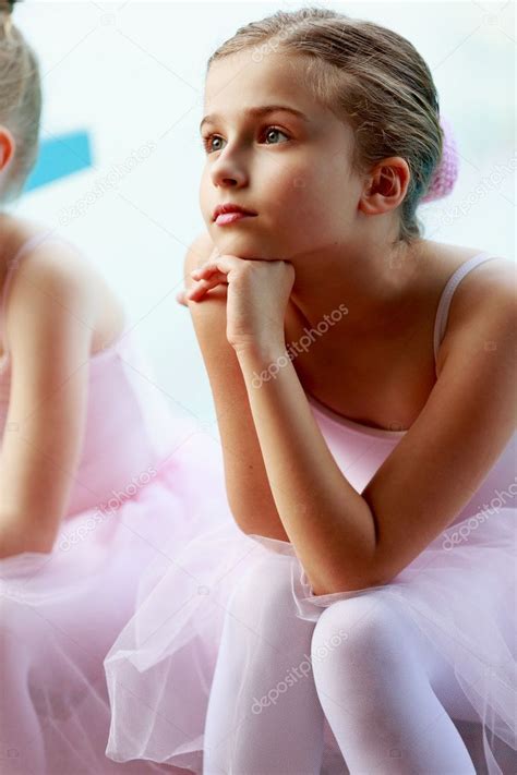 Ballet Ballerina Young And Beautiful Ballet Dancer — Stock Photo